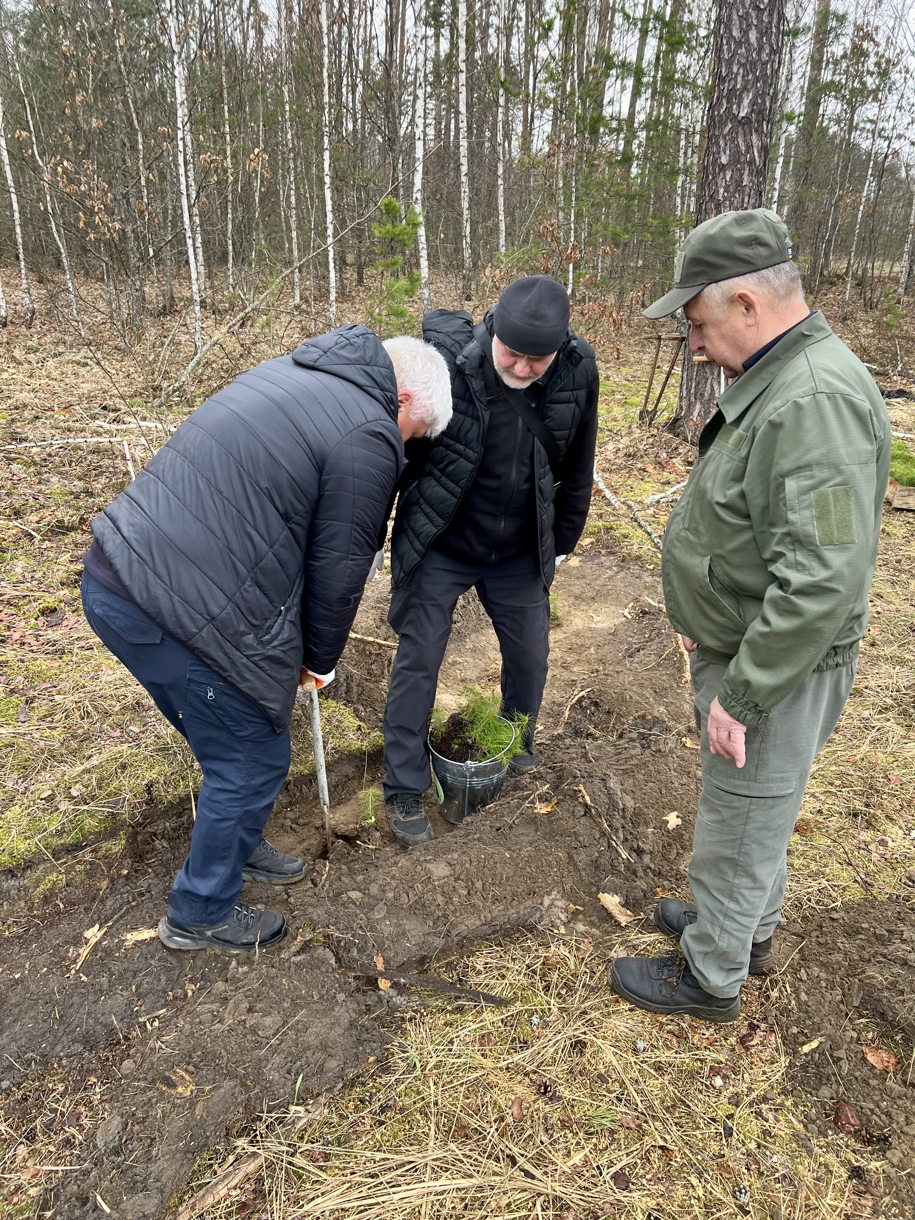 na-chernihivshchyni-komanda-ukrtransbezpeky-doluchylasia-do-prohramy-zelena-kraina